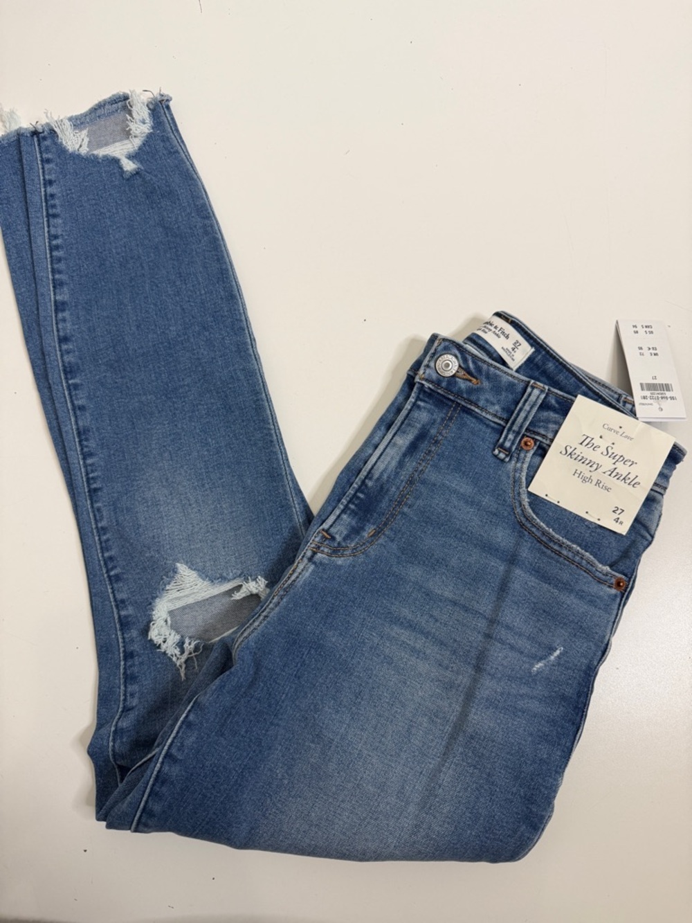 Abercrombie and fitch super skinny high rise ankle size 27 4 distressed